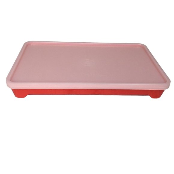 Tupperware Kitchen Tupperware Hot Dog Keeper In Red With Lid 2927